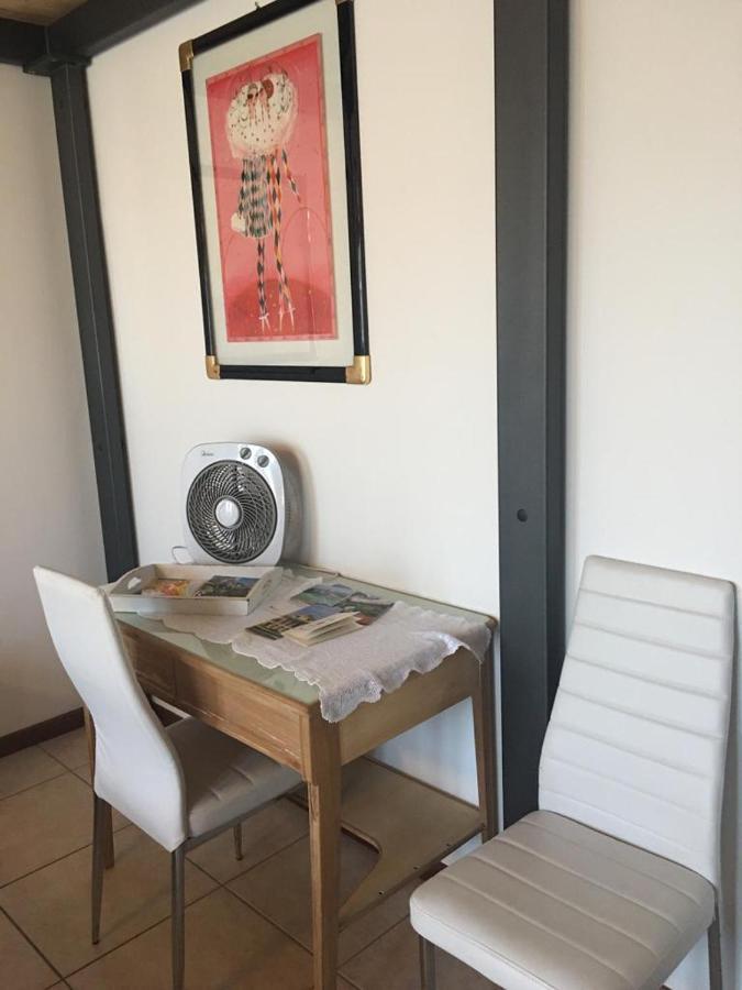 Appartamento 38 Valeggio sul Mincio Esterno foto