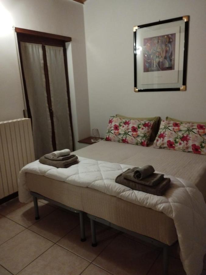 Appartamento 38 Valeggio sul Mincio Esterno foto